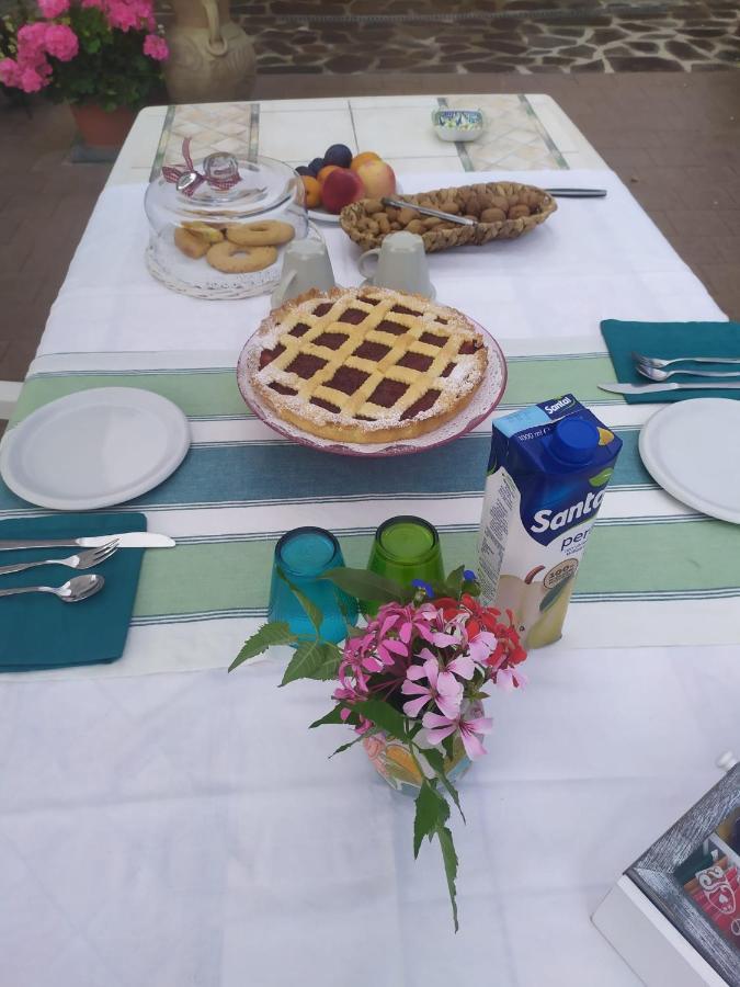 Fra Bosco E Cielo B&B Mercato Saraceno Bagian luar foto