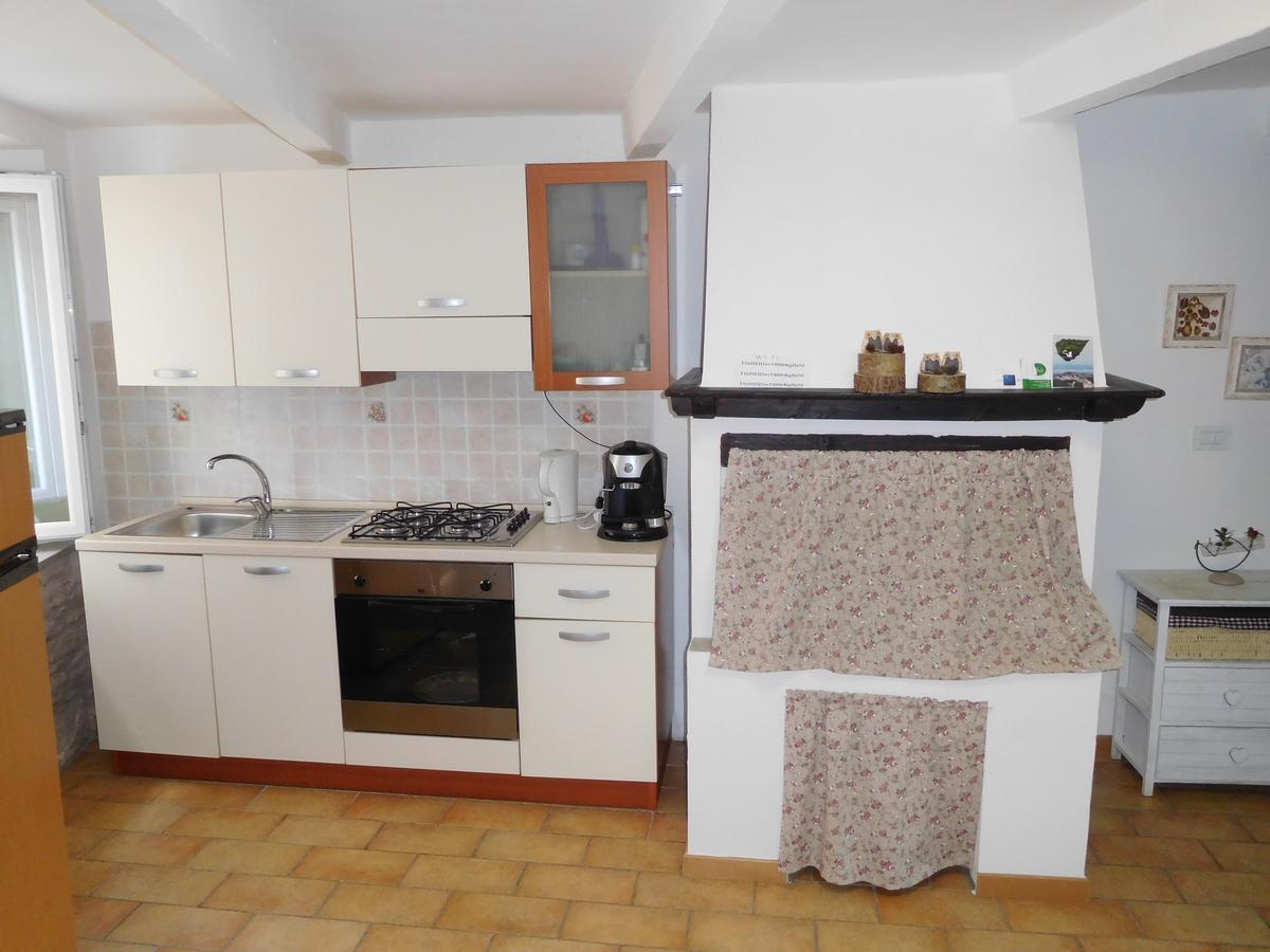 Fra Bosco E Cielo B&B Mercato Saraceno Bagian luar foto